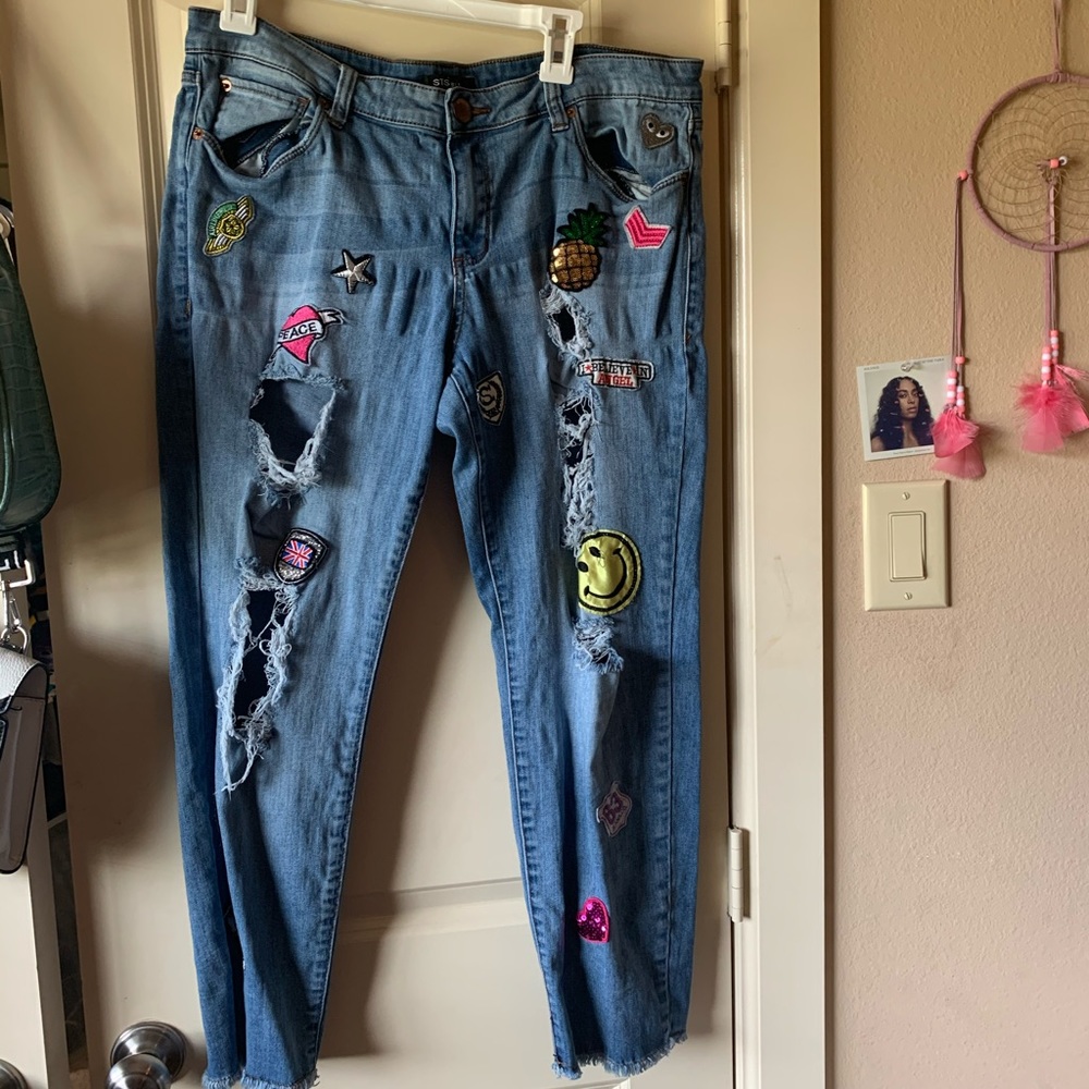 Ripped and embroidered mom jeans